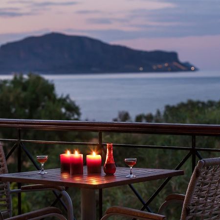 Iris Beach Hotel Monemvasía المظهر الخارجي الصورة