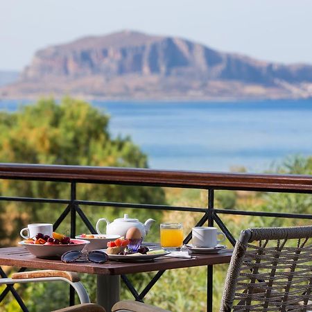 Iris Beach Hotel Monemvasía المظهر الخارجي الصورة