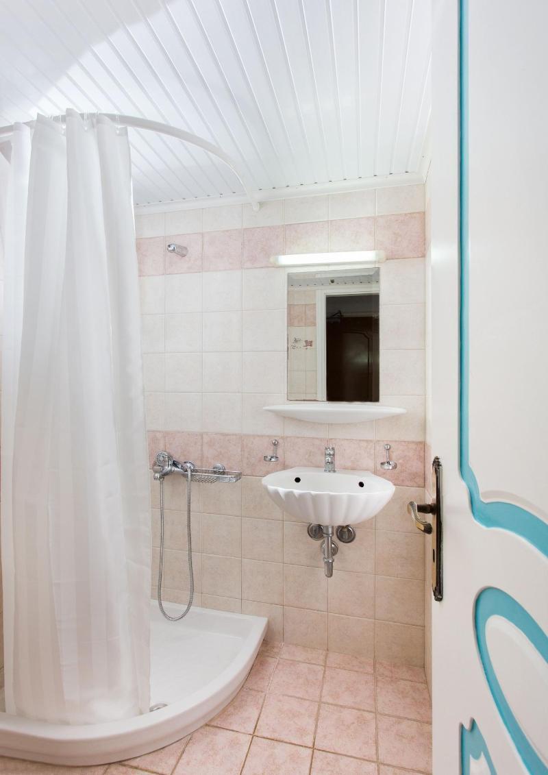 Iris Beach Hotel Monemvasía المظهر الخارجي الصورة