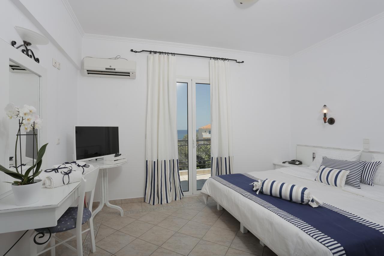 Iris Beach Hotel Monemvasía المظهر الخارجي الصورة