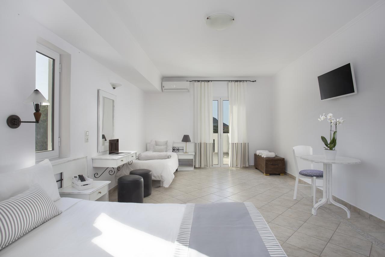 Iris Beach Hotel Monemvasía المظهر الخارجي الصورة