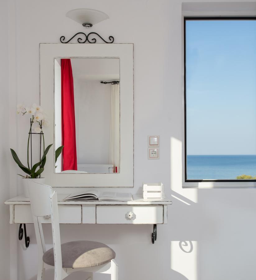 Iris Beach Hotel Monemvasía المظهر الخارجي الصورة
